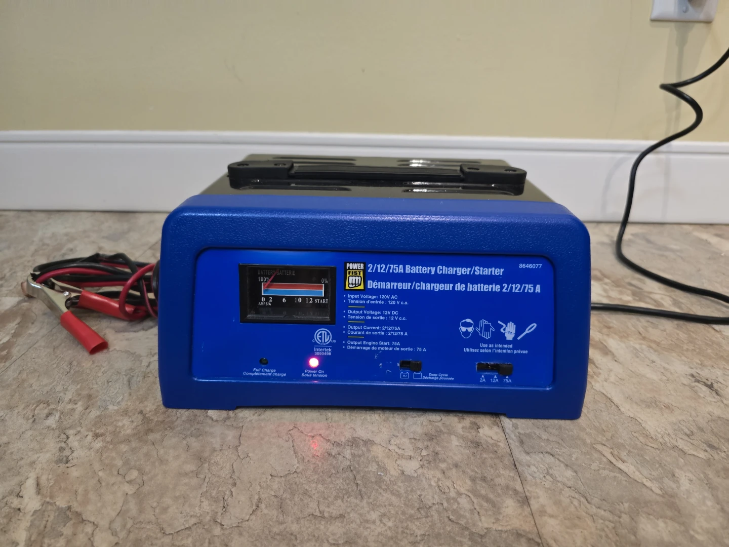 POWER ZONE 2/12/75A Battery Charger/Starter