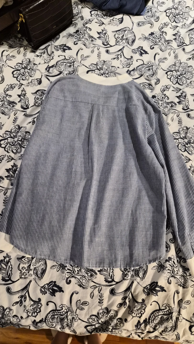 Blue and white pinstripe long-sleeve top - photo 2