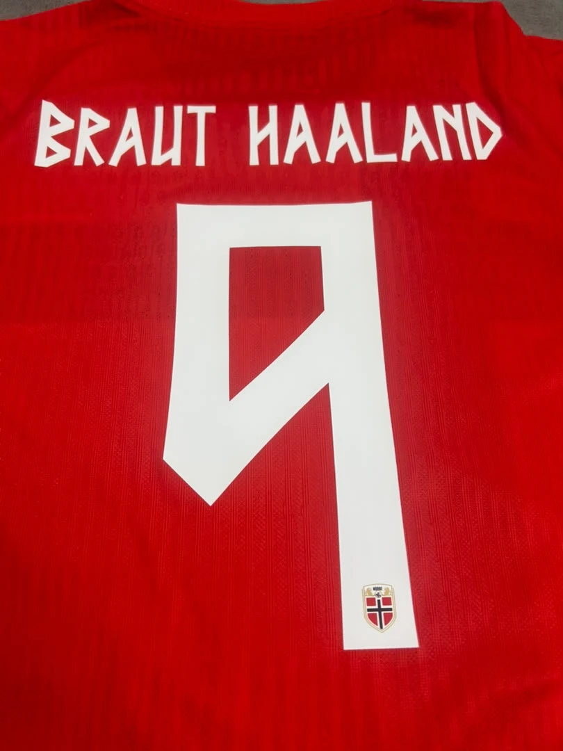 PLAYER VERSION Haaland #9 Norway  2026 World Cup Jersey