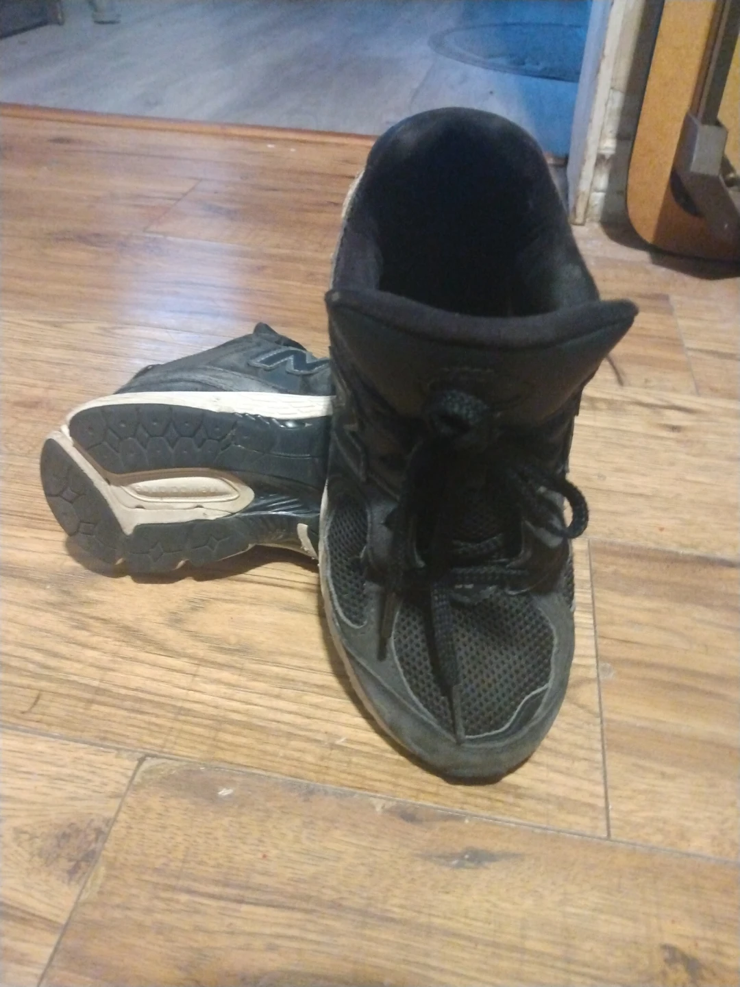 New Balance PC2002BK Boys Running Shoes