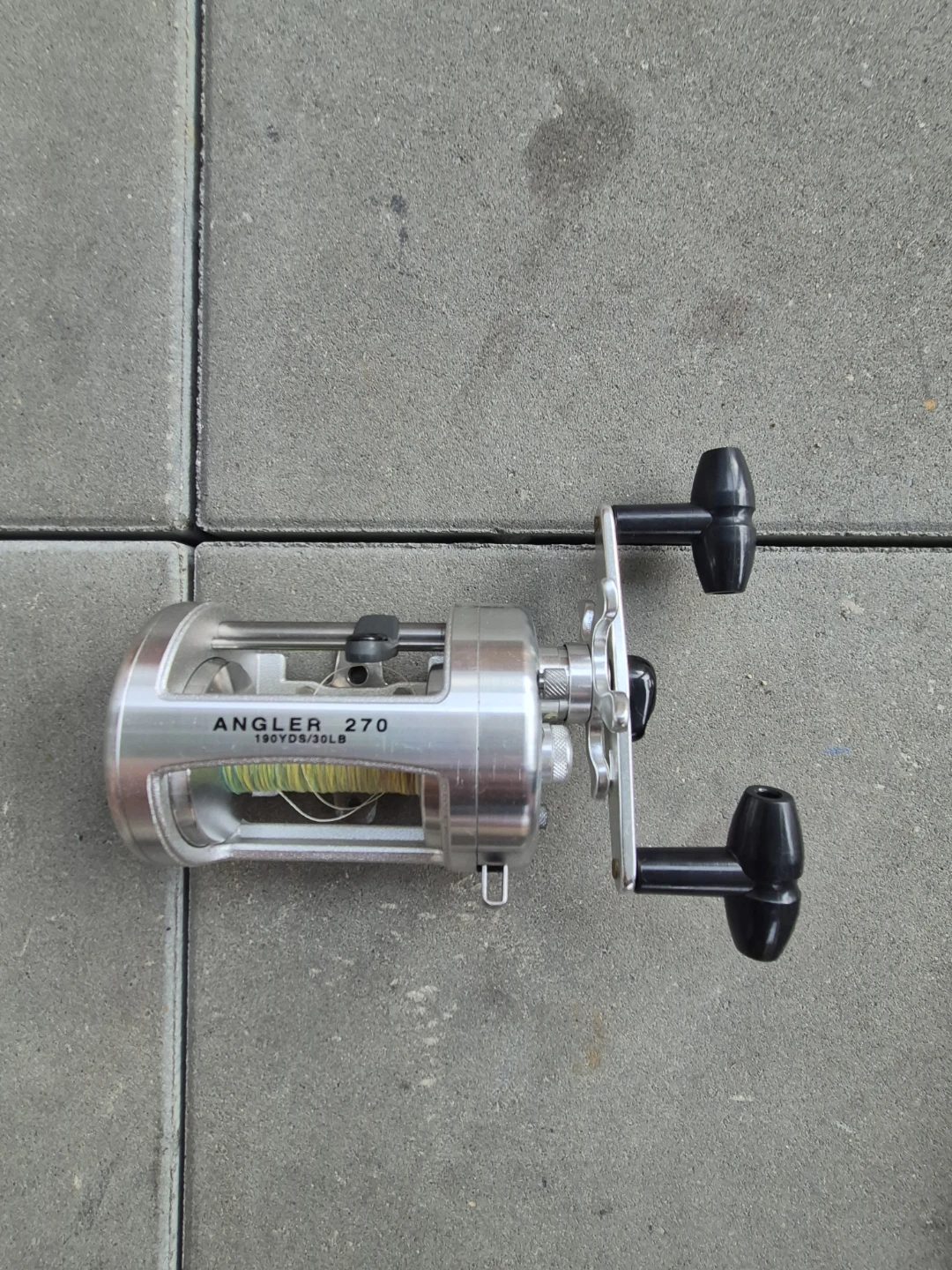 Angler 270 Fishing Reel