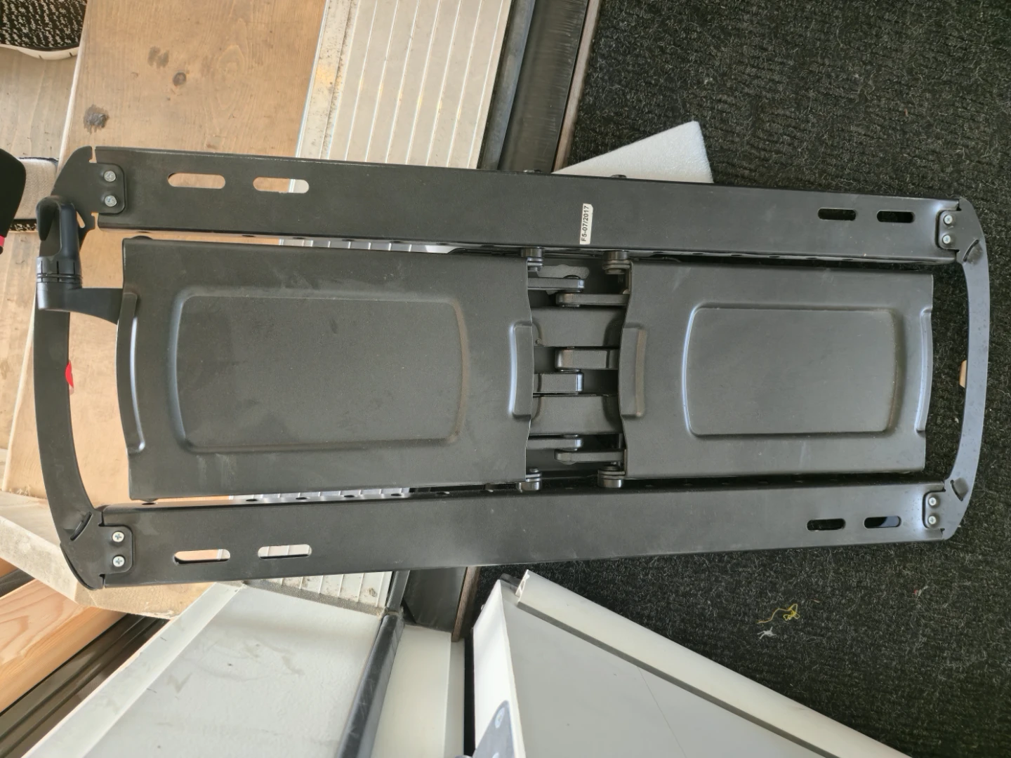 Wall mount - photo 2