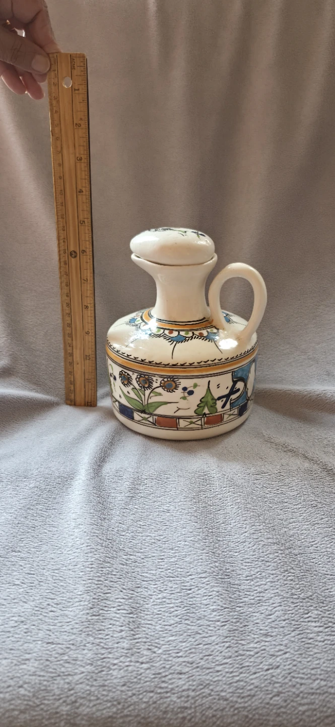 Hand-painted ceramic oil jug with lid