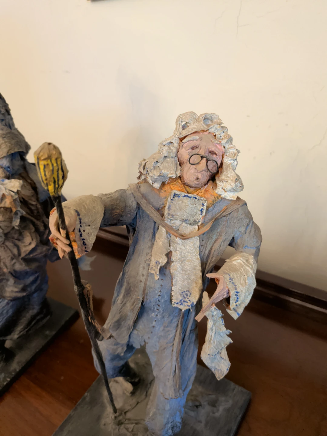 Handmade Paper Mache Duchess and Duke of Plaza-Toto Figurines - photo 5