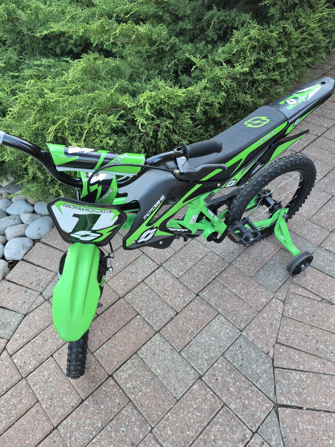 Green Motobike Kids Bicycle with Training Wheels