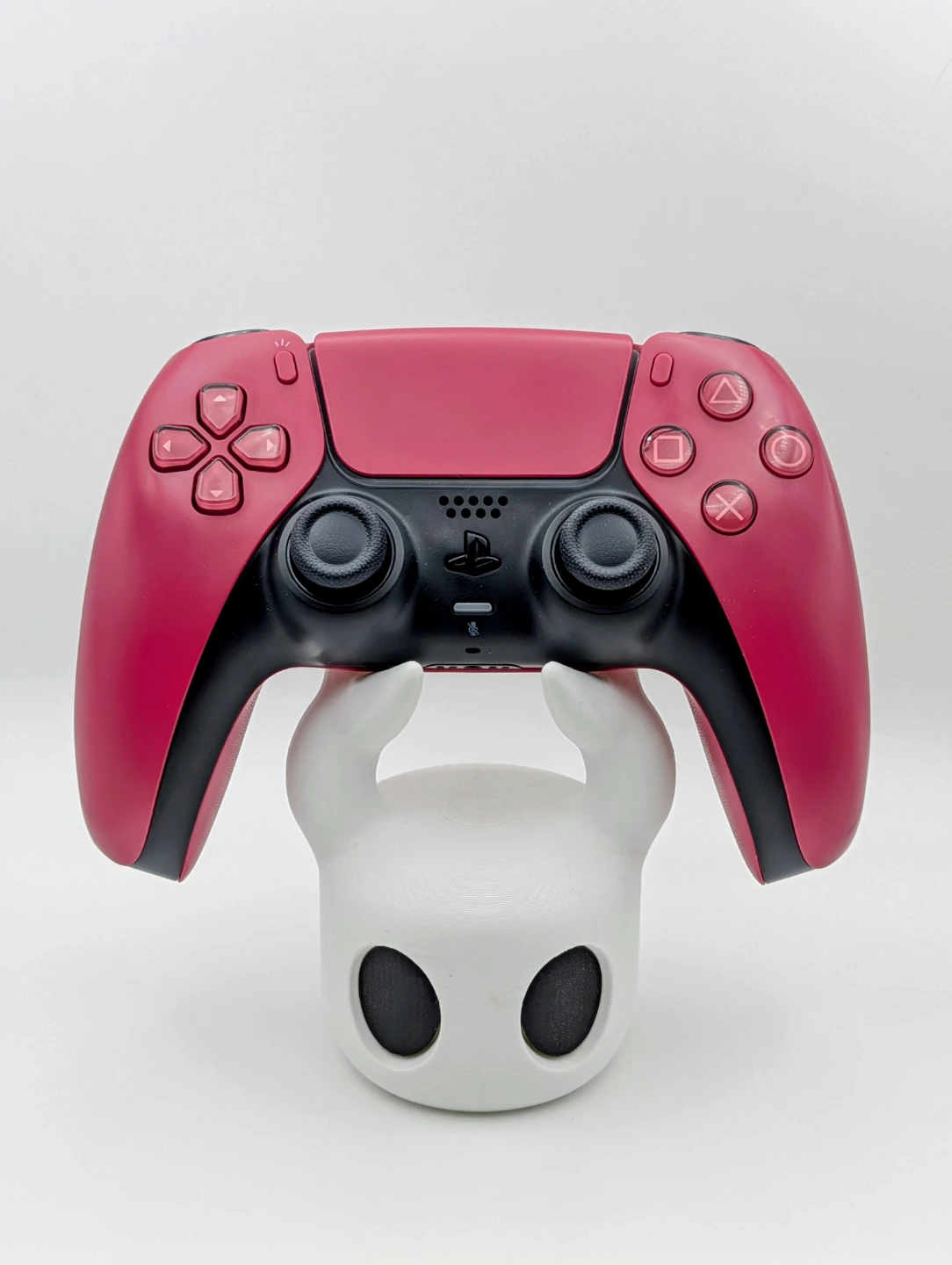 TMR PS5 DualSense – Upgraded Anti-Drift (Cosmic Red)