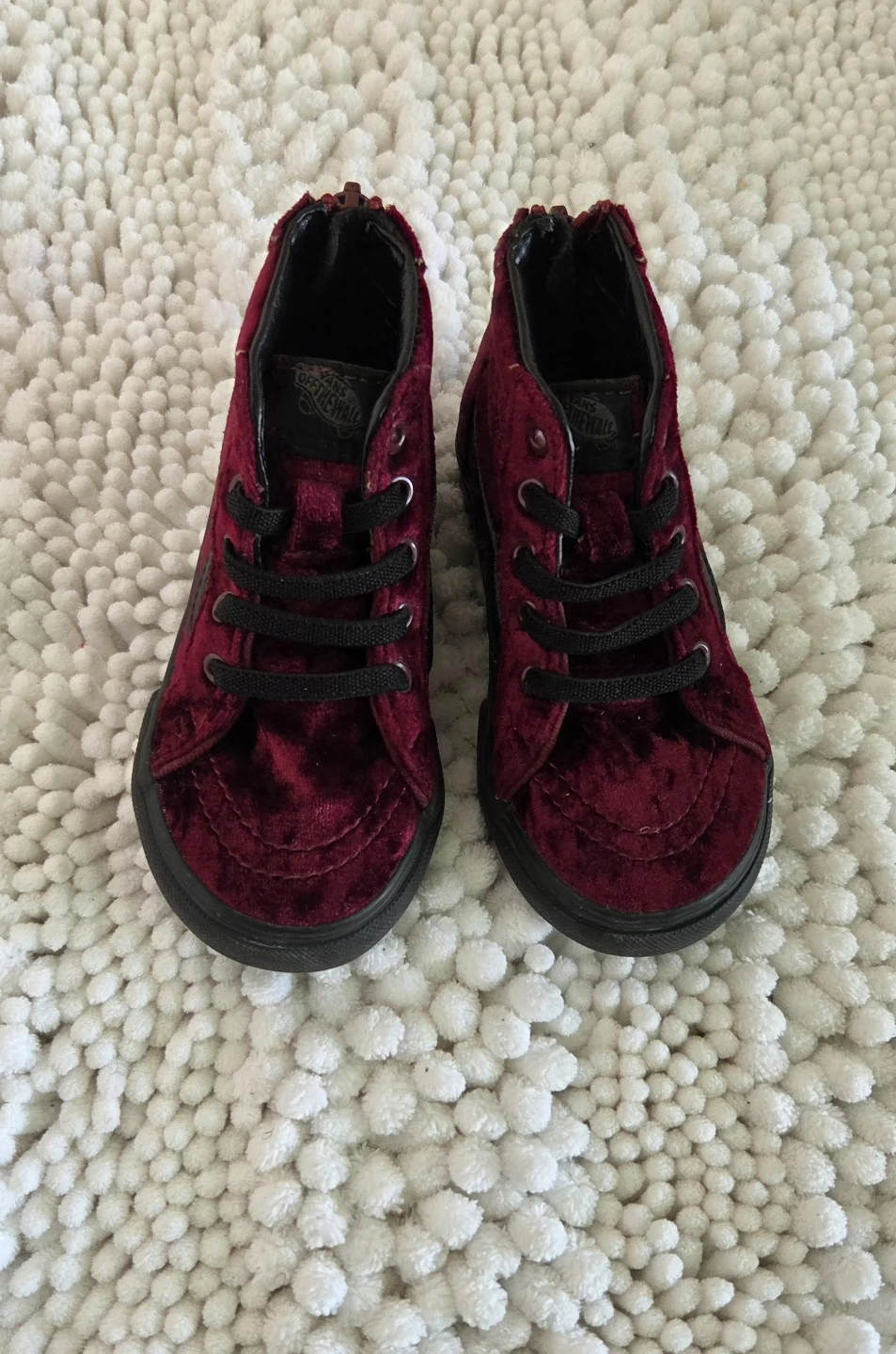 Vans Velvet Sneakers - Toddler Size 7 - photo 2