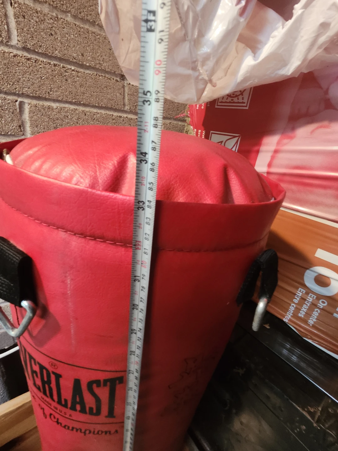 Everlast Red Punching Bag - photo 2