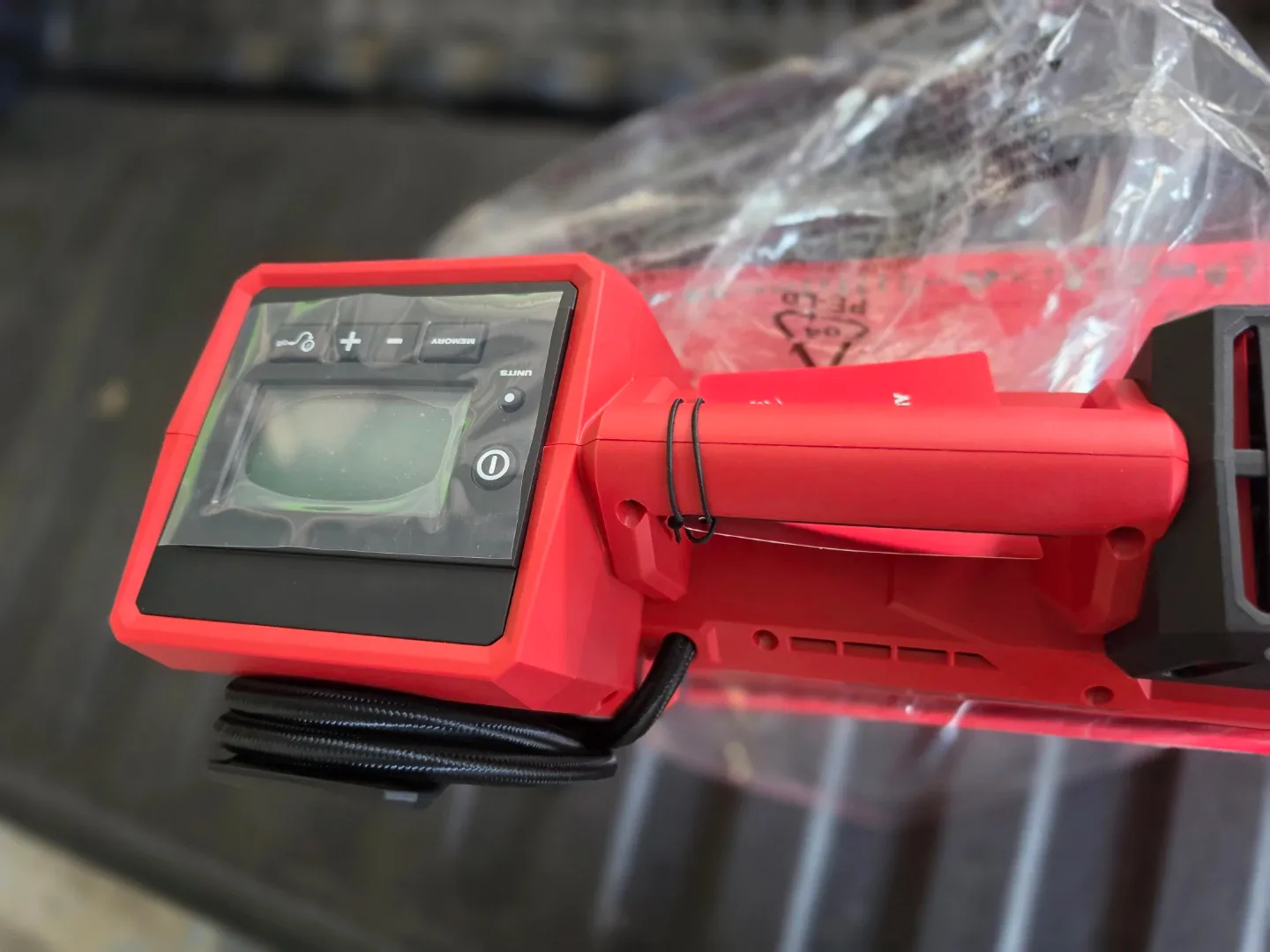 Milwaukee M18 Inflator (Tool-Only) - photo 2