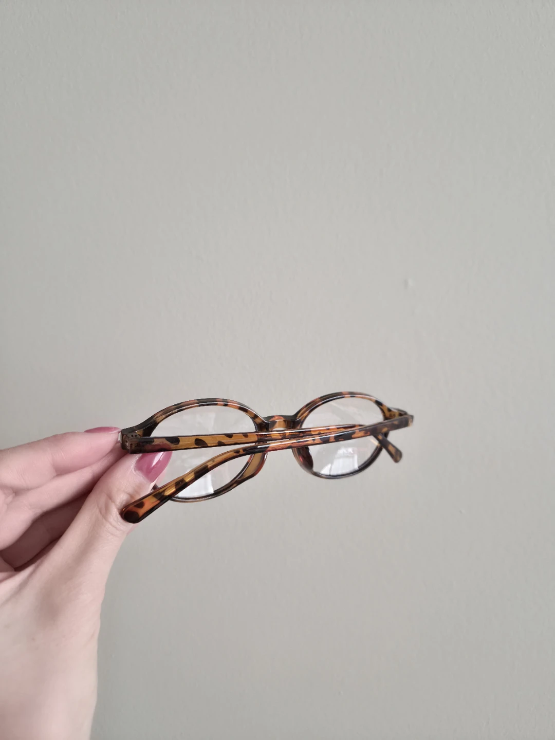 Tortoiseshell Glasses - photo 2