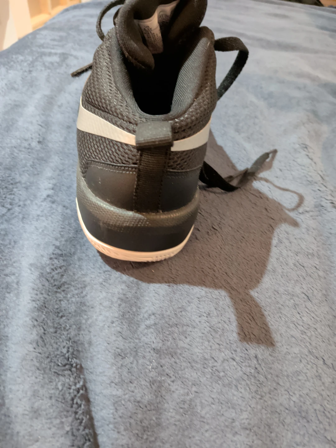 Like new Nike Youth size 6.5, women's 8-8.5, men's 6.5 - photo 3