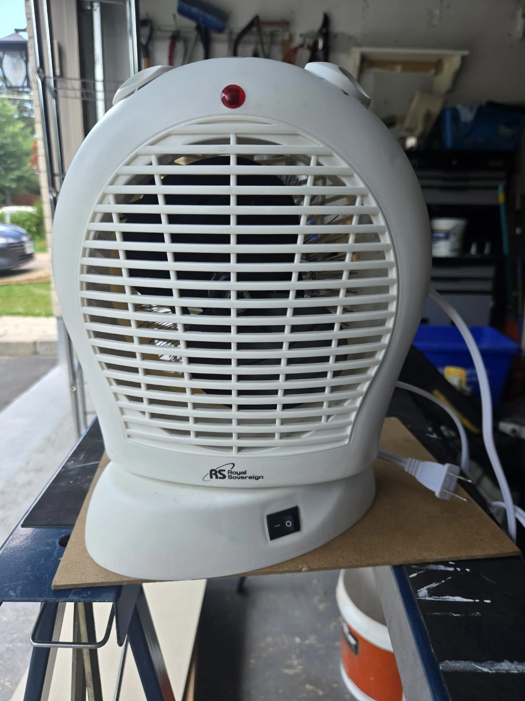 Royal Sovereign Oscillating Fan Heater HFN-30