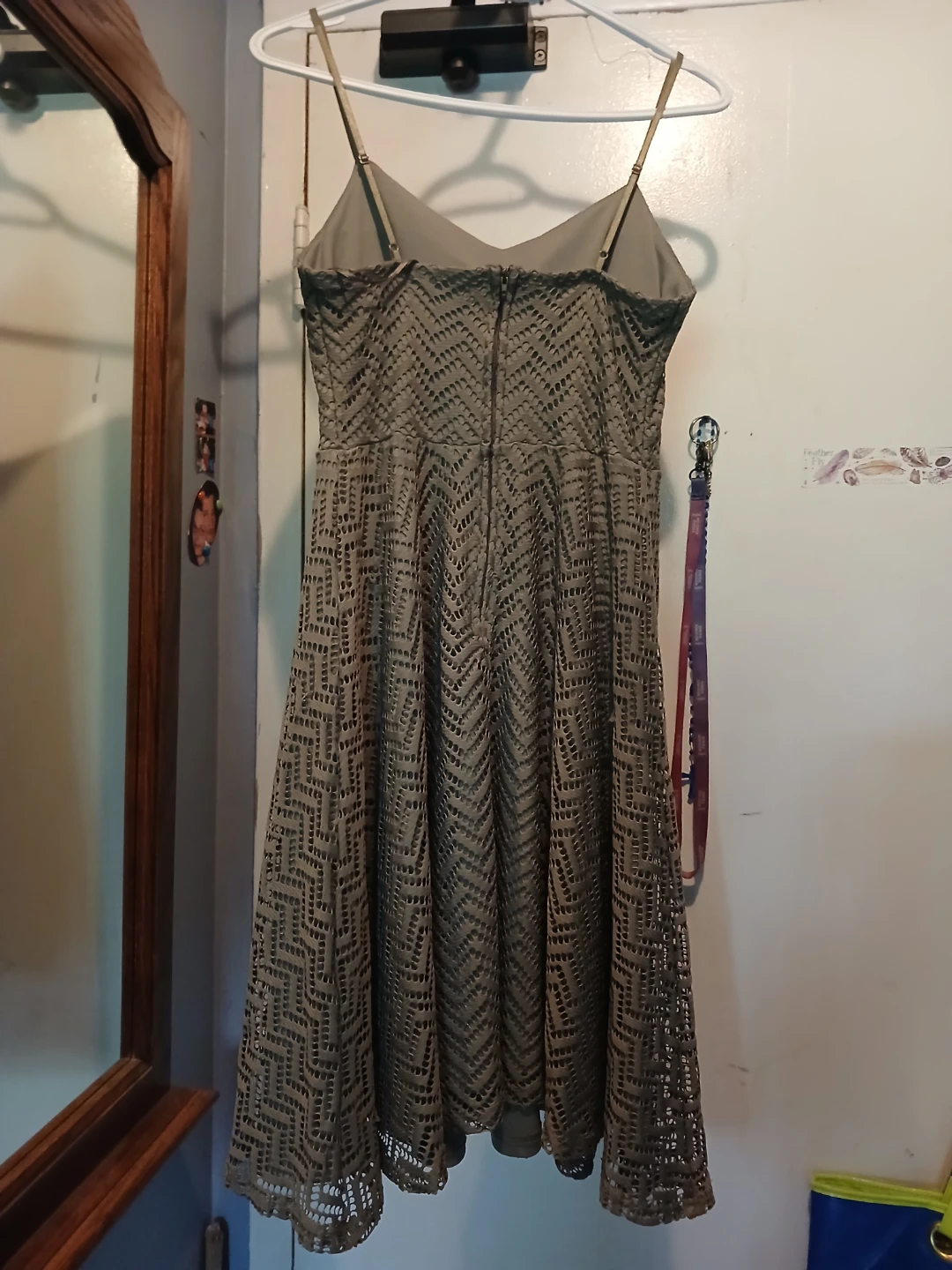 Women's Lace Midi Dress - photo 2