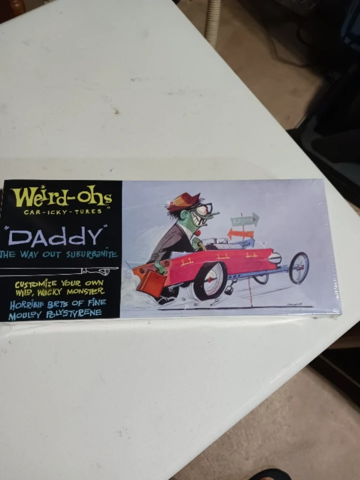 Weird-ohs Daddy "The Way Out Suburbanite" Model Kit