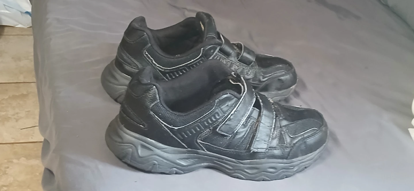 AVIA 13' velcro shoes - photo 2