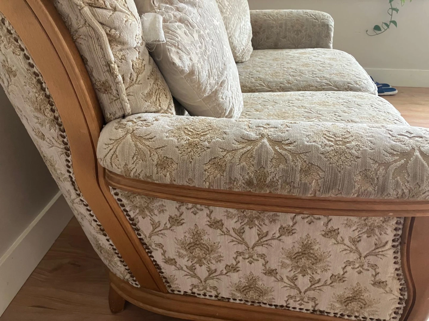 Love Seat Couch - photo 3