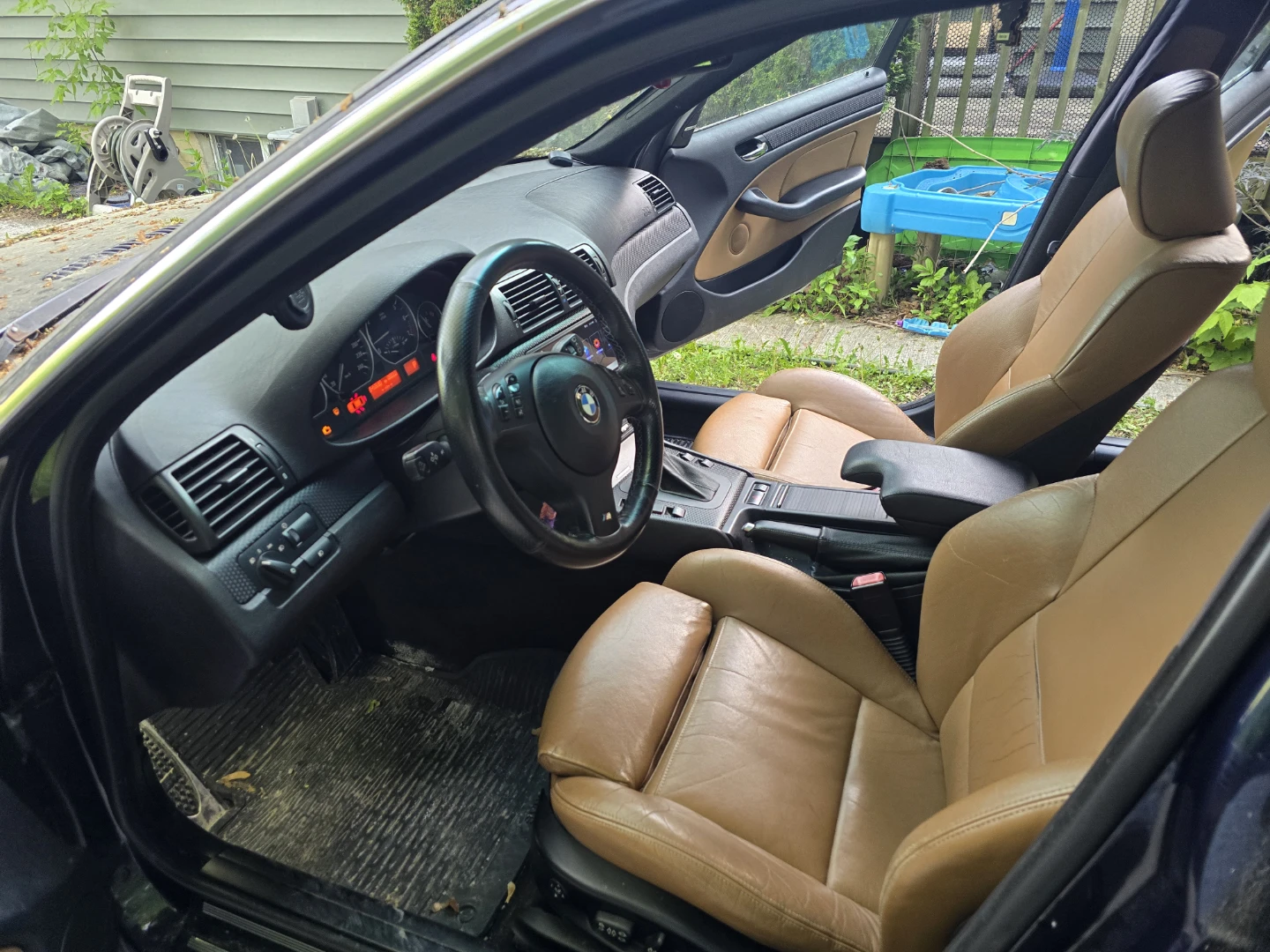 BMW 330xi part out or whole car - photo 3