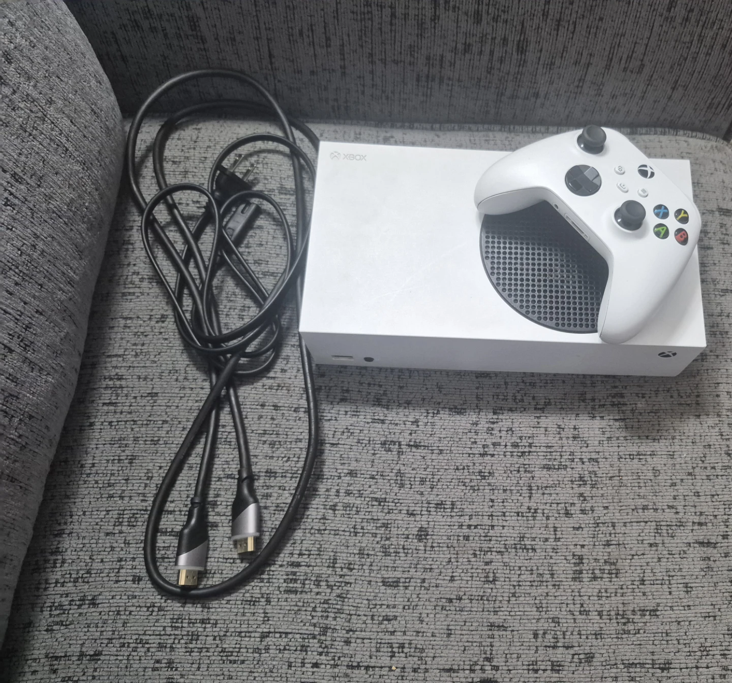Xbox Series S 364GB – Controller & Cables Included - photo 3