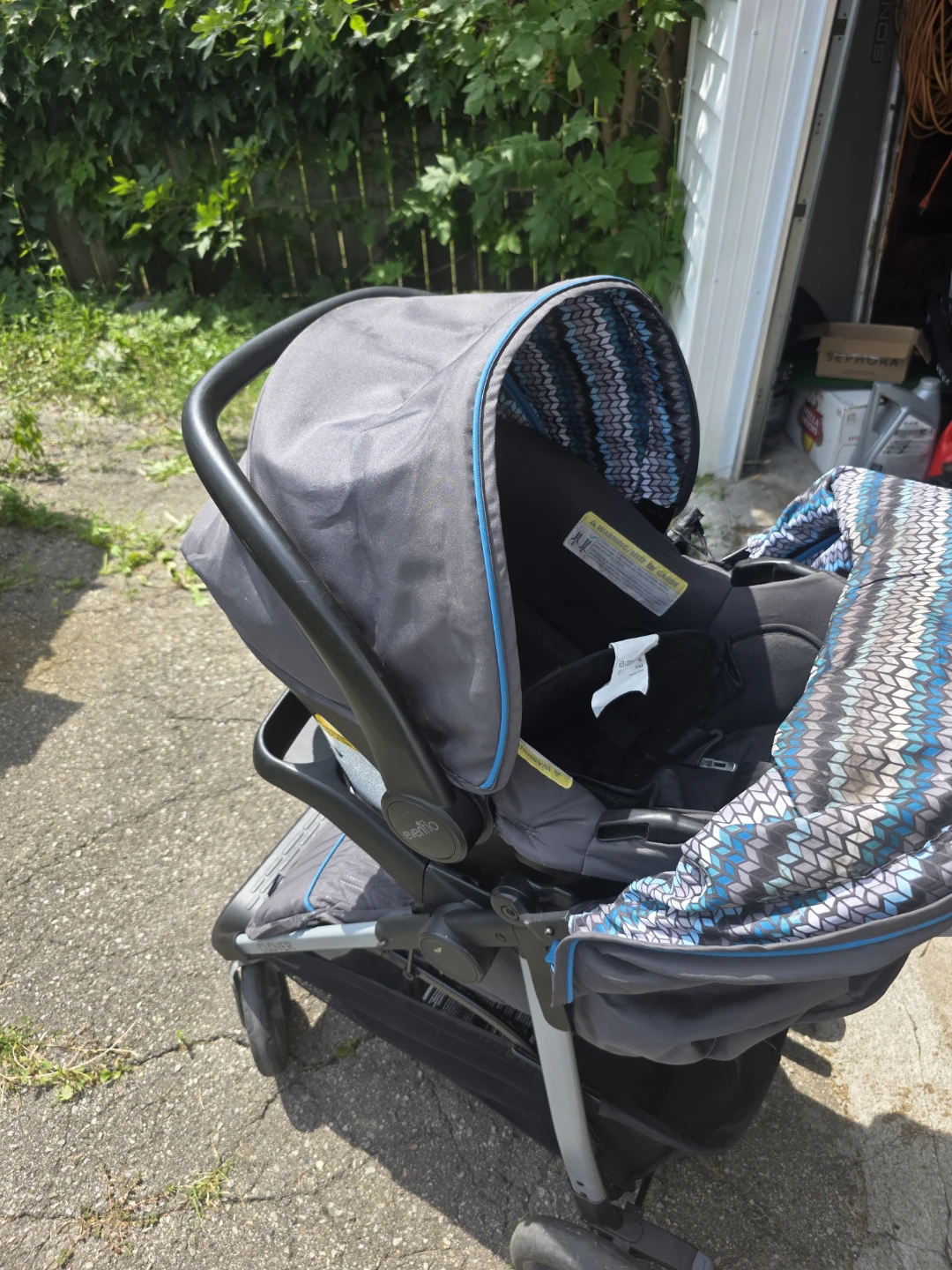 Evenflo Travel System Stroller and Car Seat - photo 4