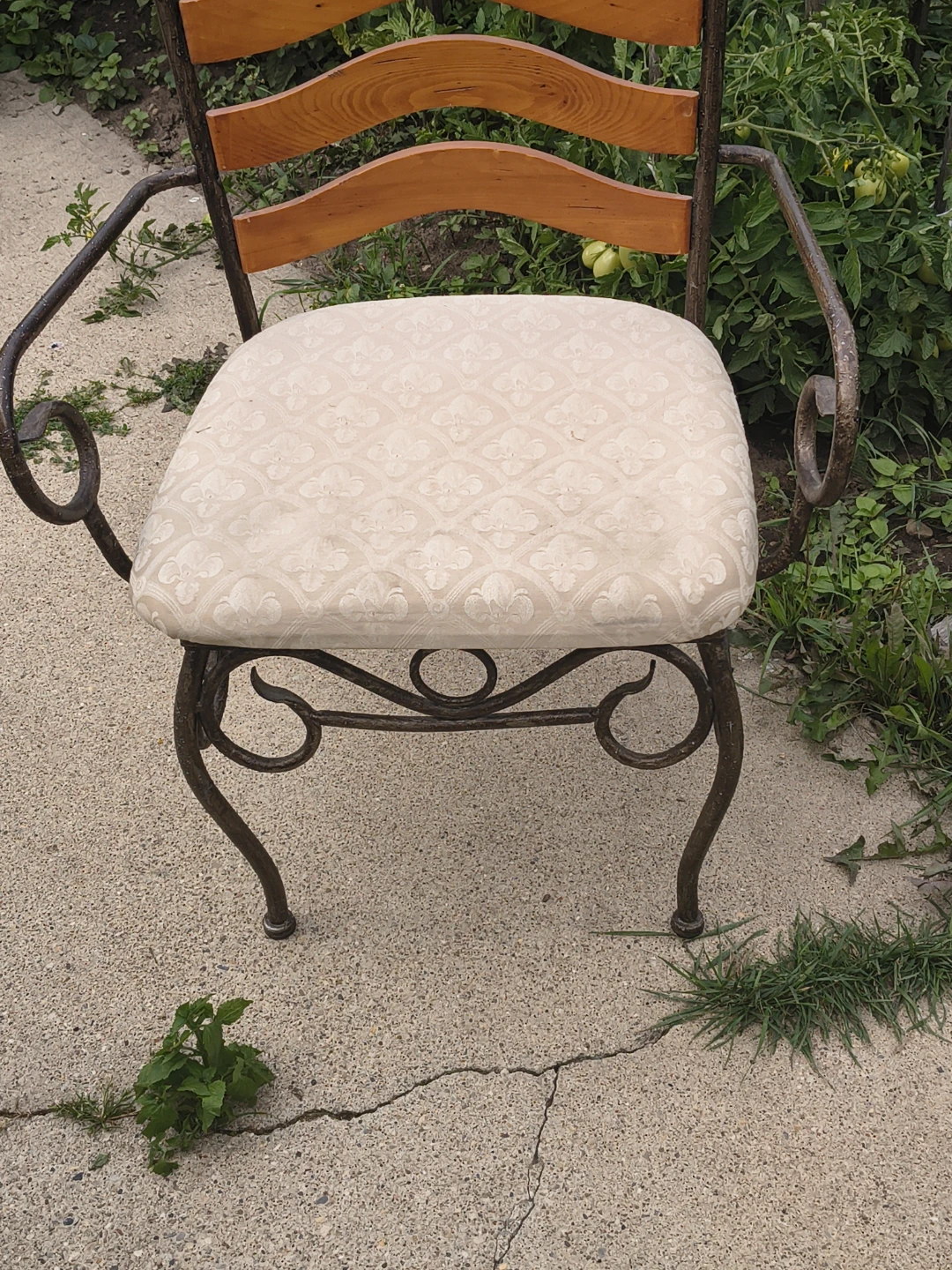 Metal and Wood Accent Chair - photo 3