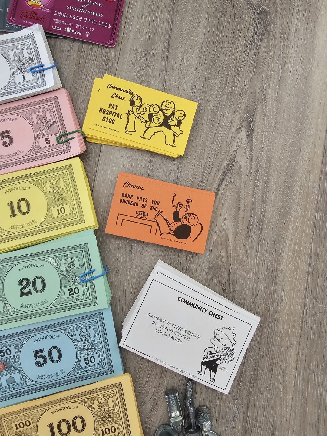 The Simpsons Monopoly Board Game things - photo 5