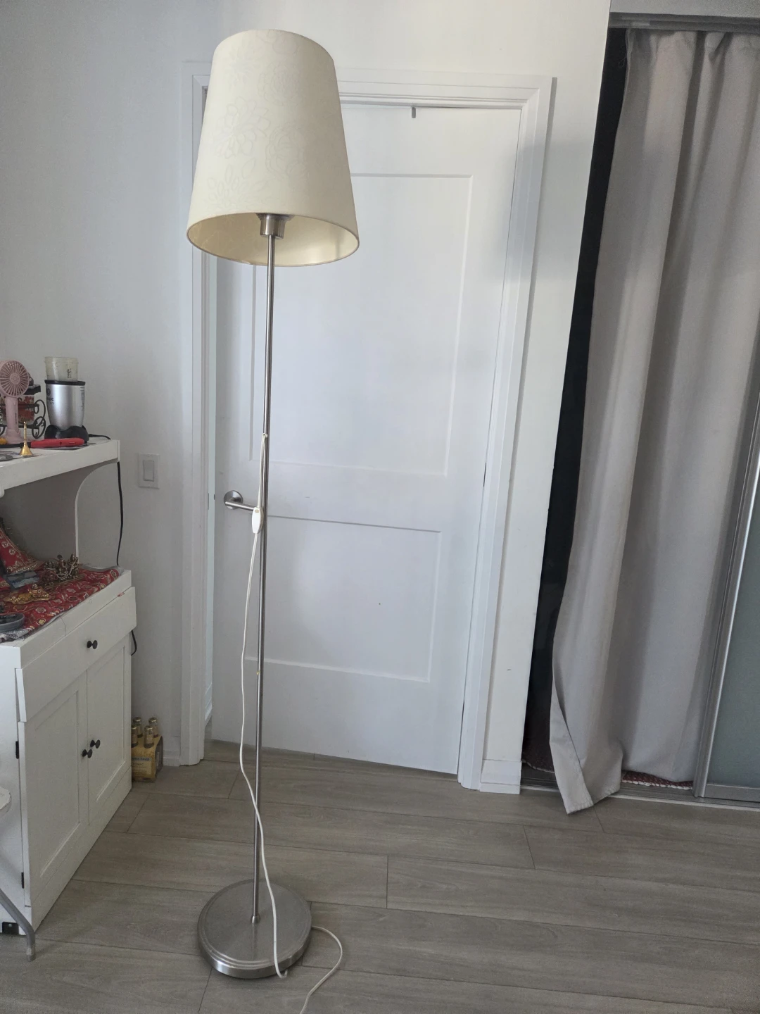 Floor Lamp with Floral Shade - photo 4