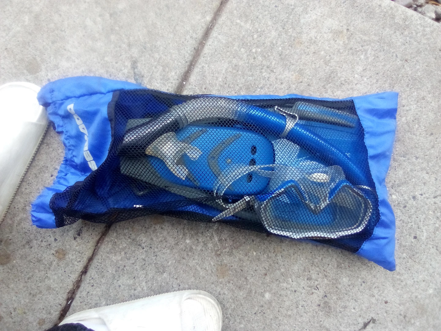 Sea-Doo Snorkel Set Mask and Fins - photo 2