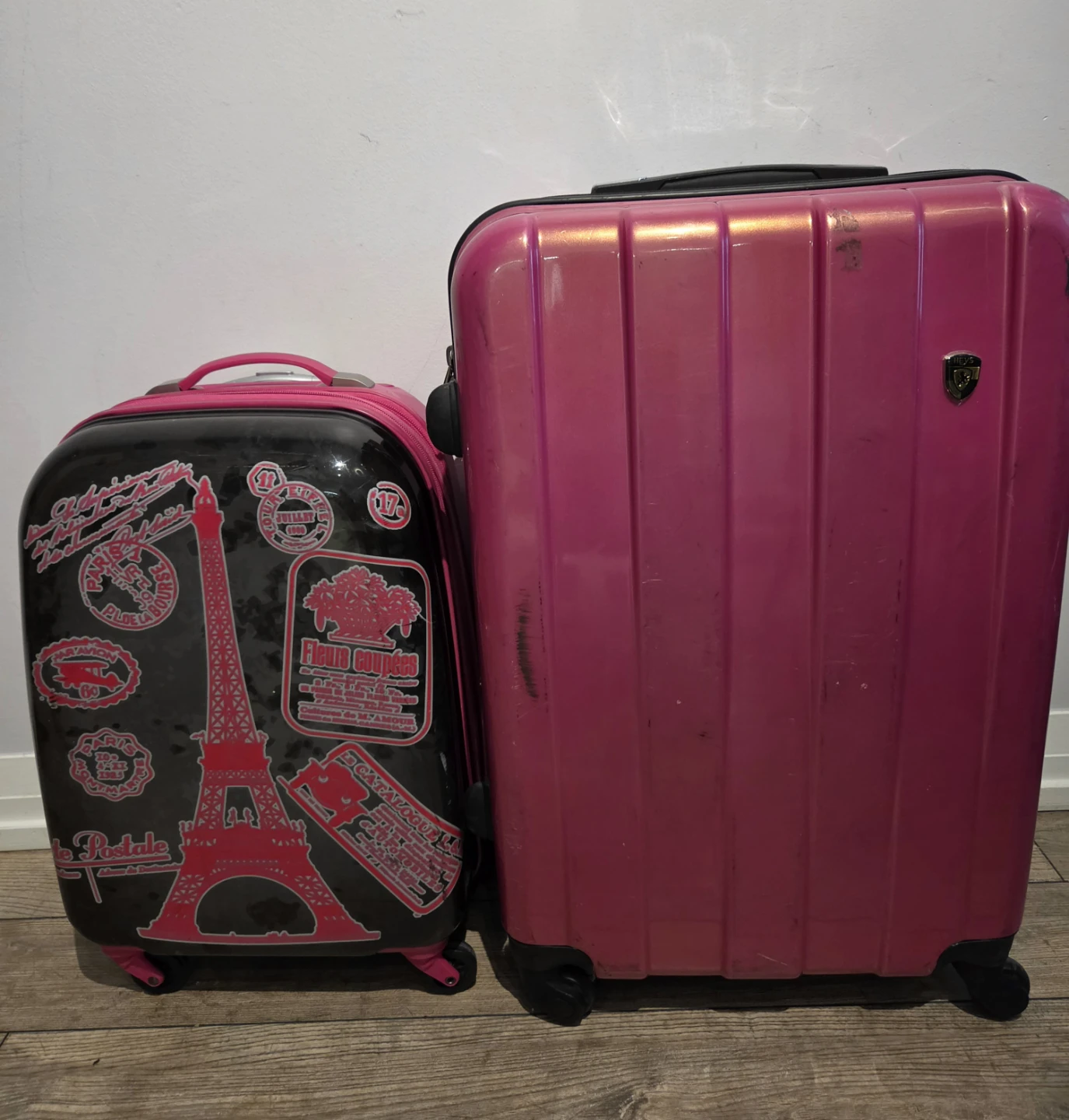 Heys Pink Hardshell Luggage Set