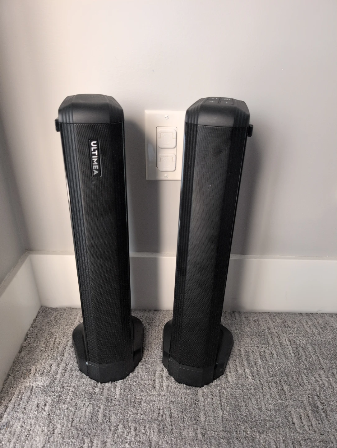 Ultimea 2.1 Channel Detachable Soundbar