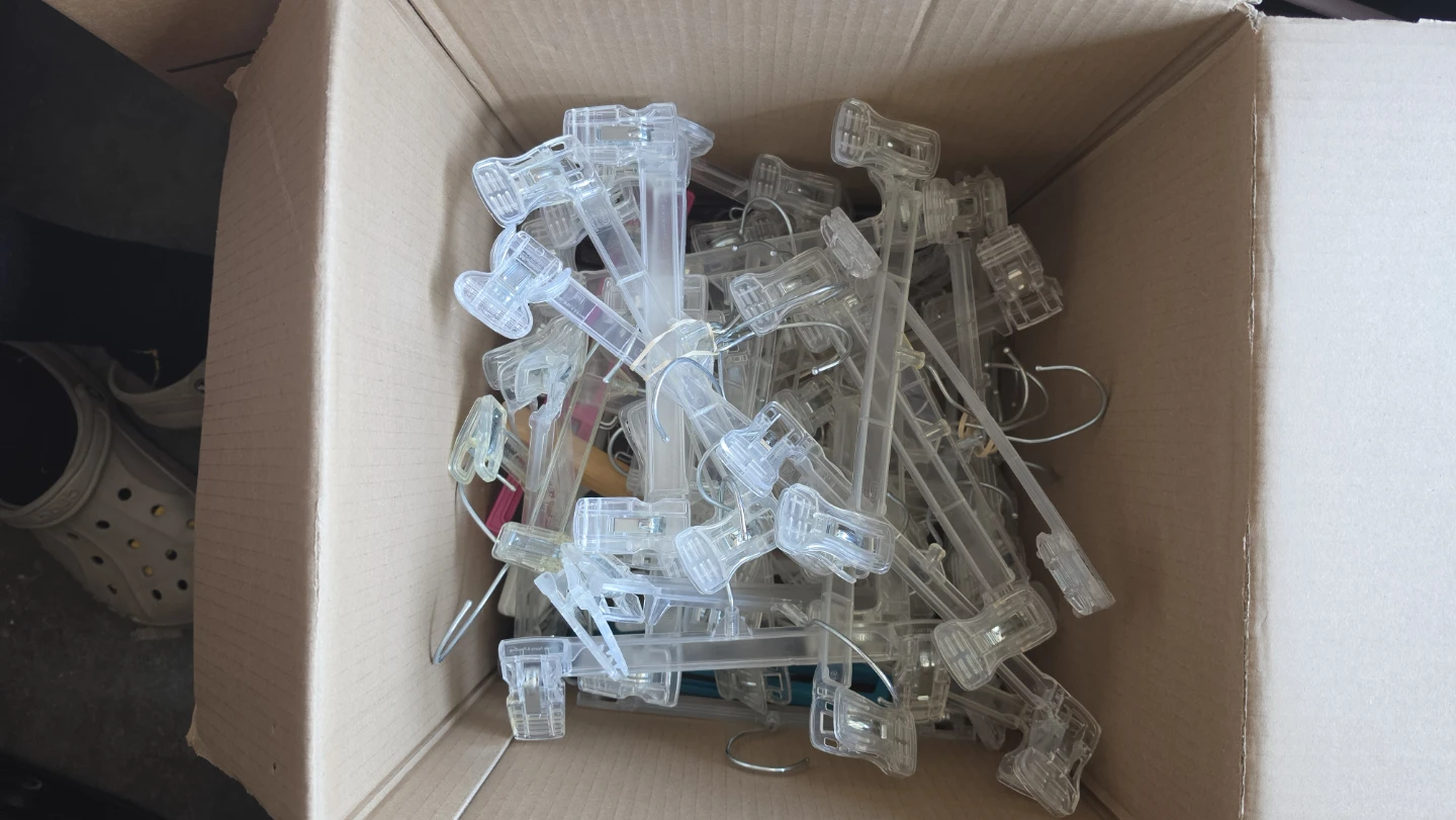 Mixed Lot of Clothes Hangers and Clips 300+ - photo 5