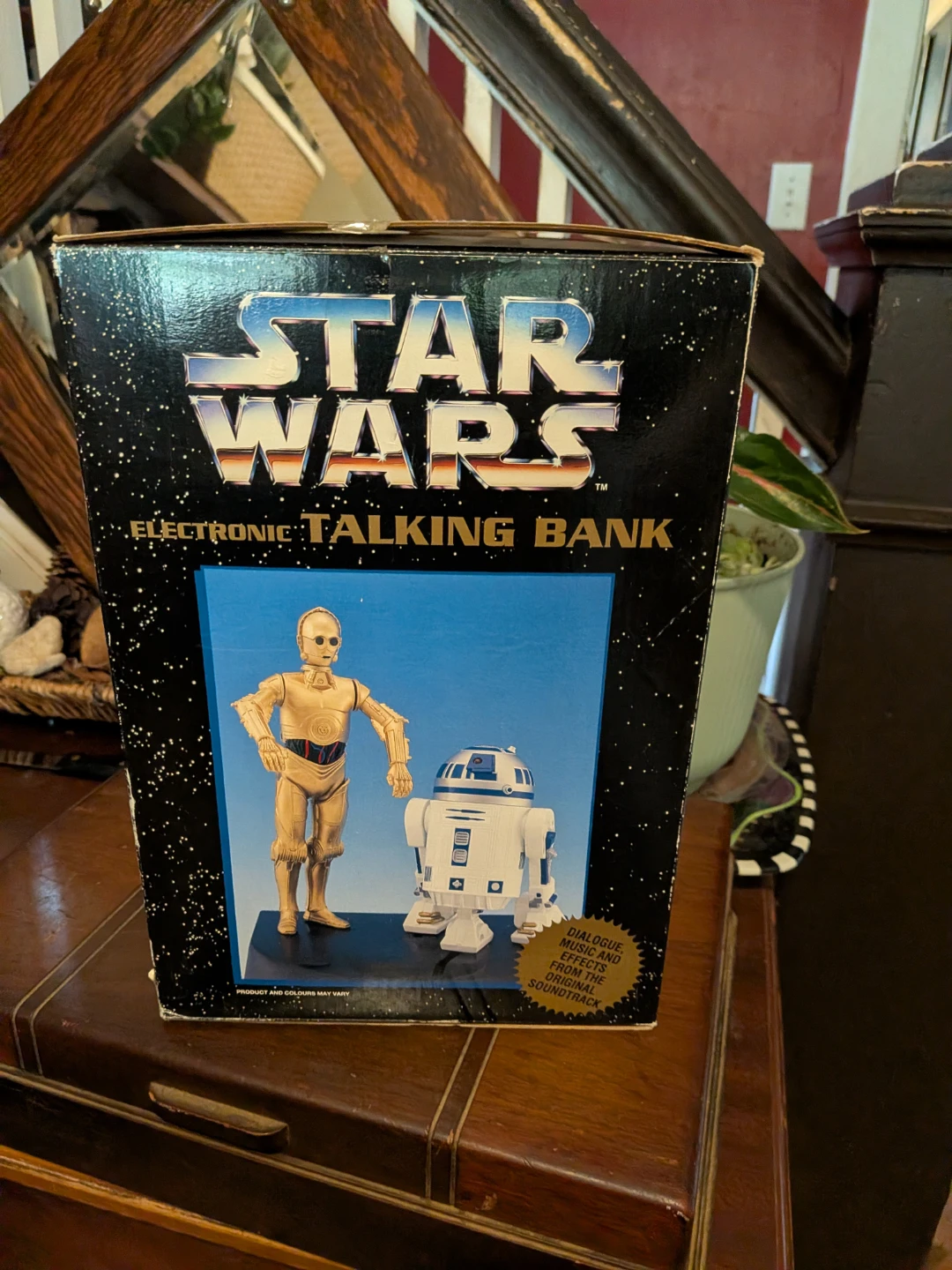 Star Wars Electronic Talking Bank with C-3PO and R2-D2 - photo 3