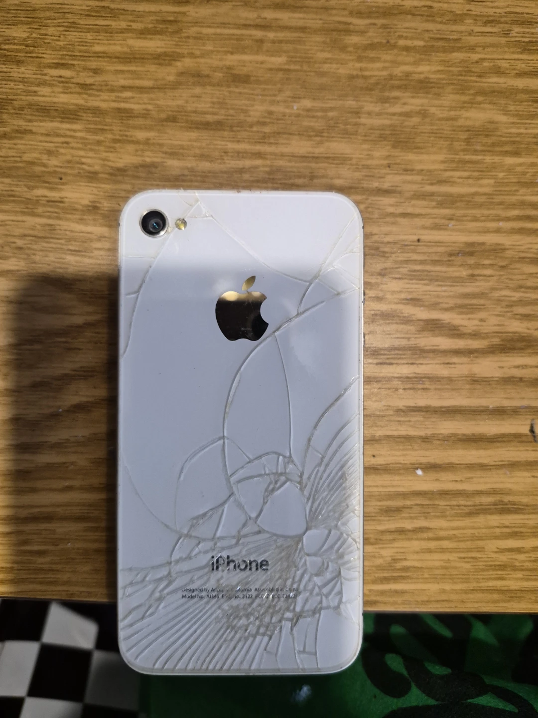 Apple iPhone 4