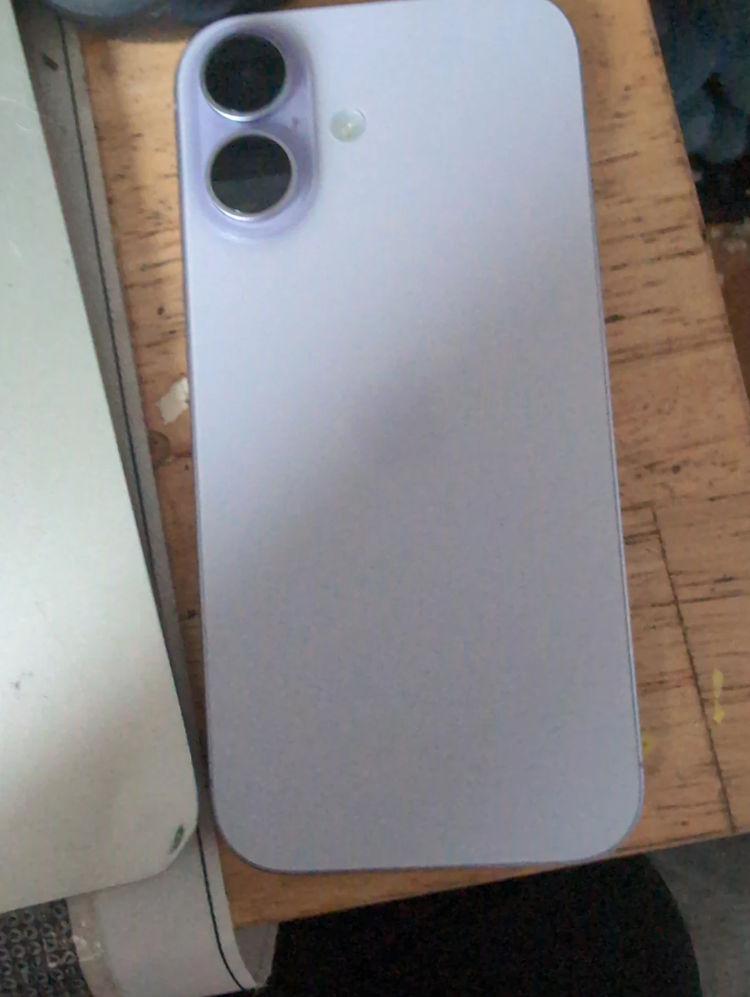 Apple iPhone 17 - photo 2
