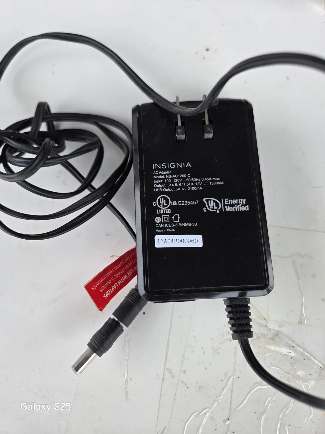 Insignia AC Adapter NS-AC1200-C - photo 4