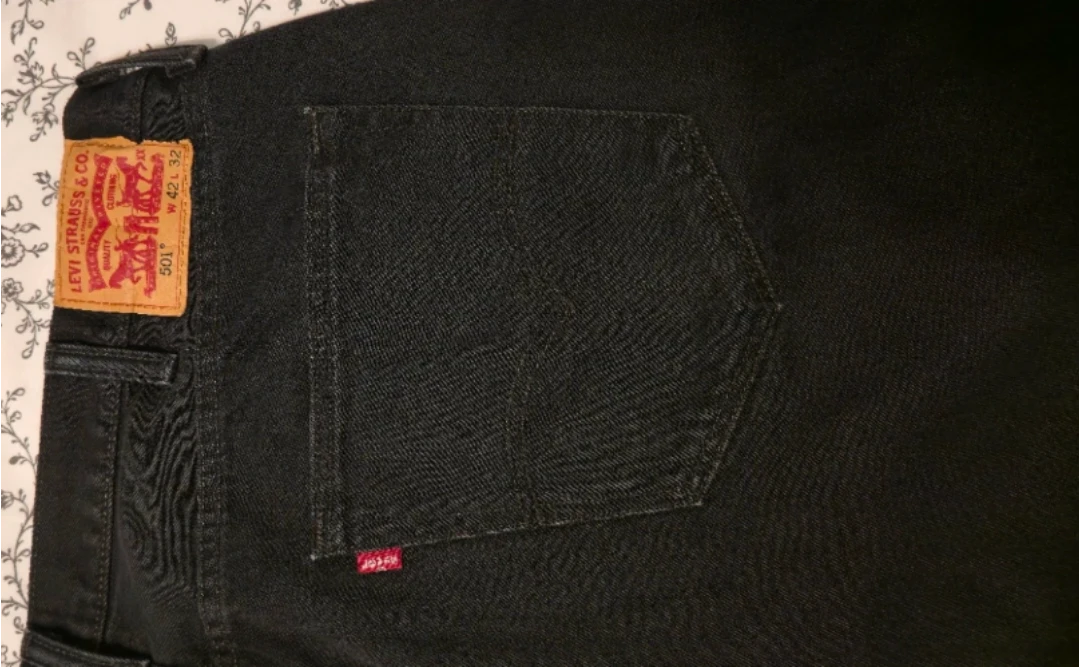 Levi's 501 black jeans W42 L32 - photo 2