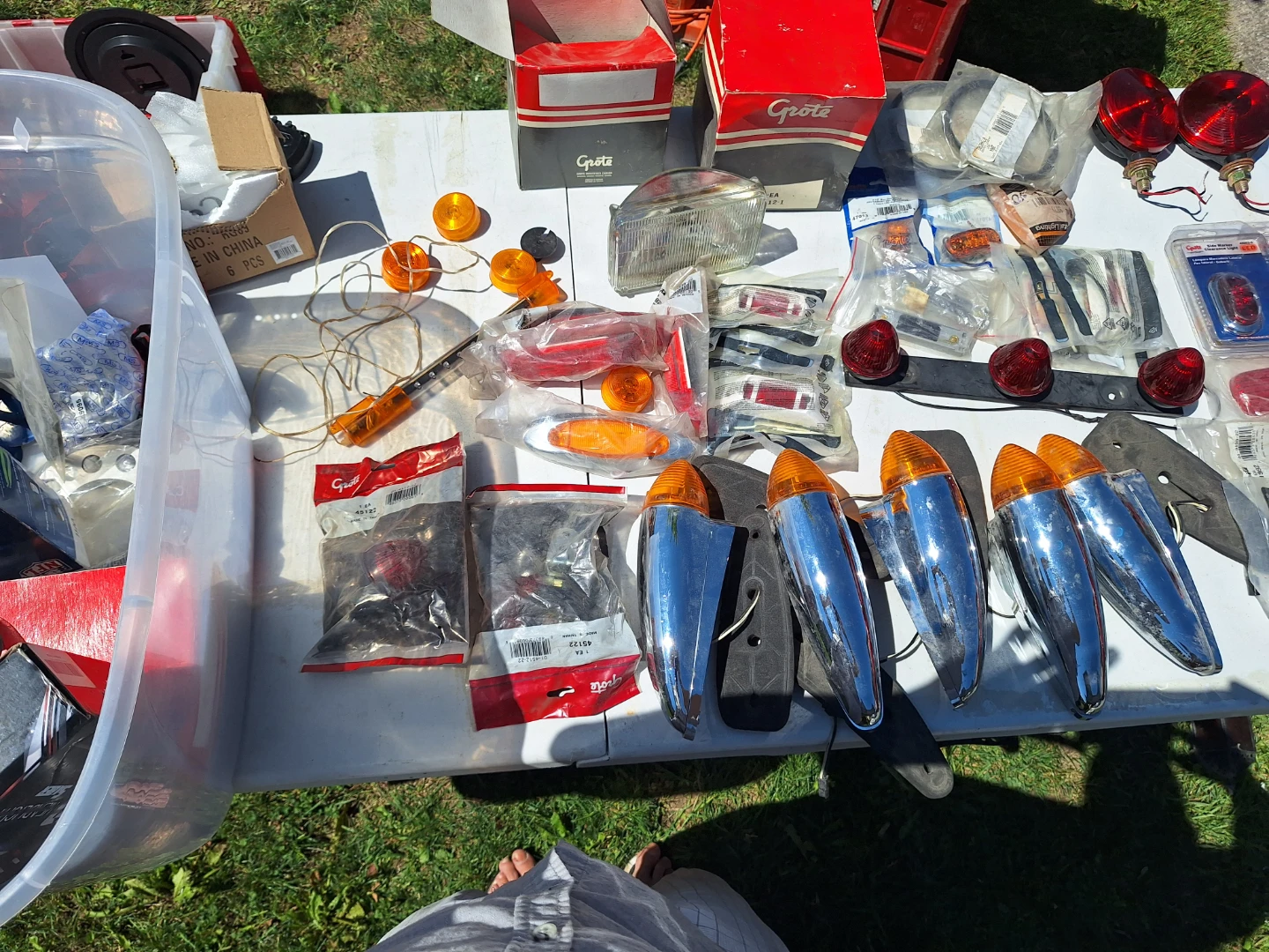 Assorted Automotive Tail Lights and Lenses - photo 3