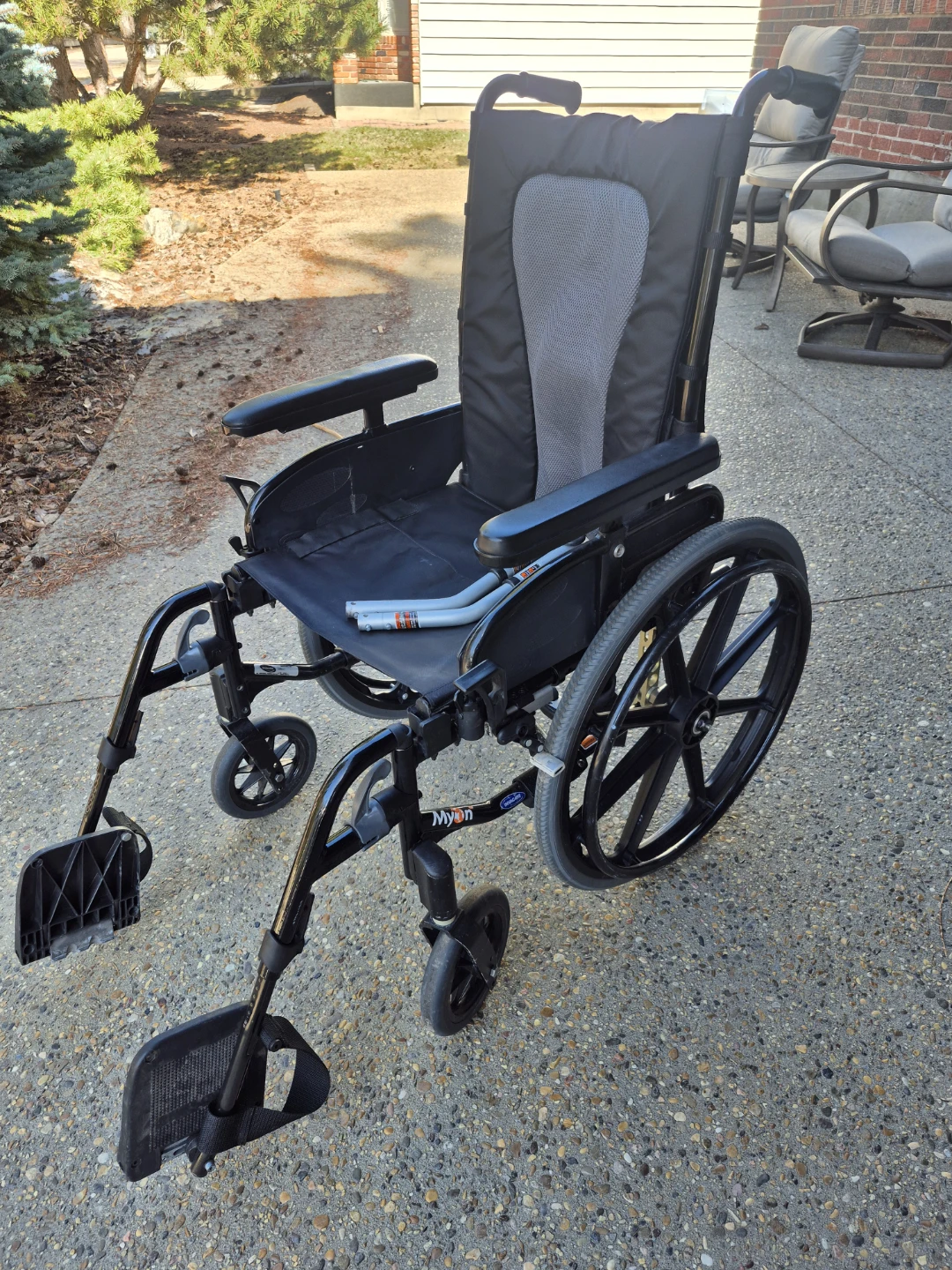 Wheelchair - photo 2