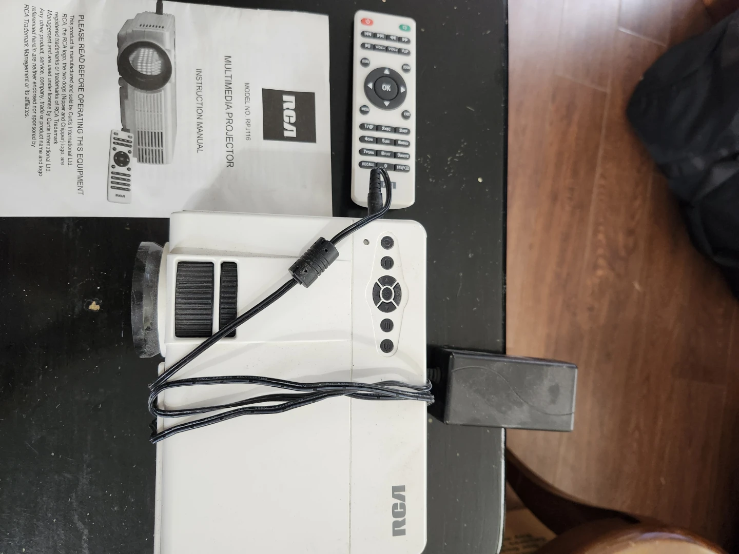 RCA Multimedia Projector RPJ116 with Remote - photo 2