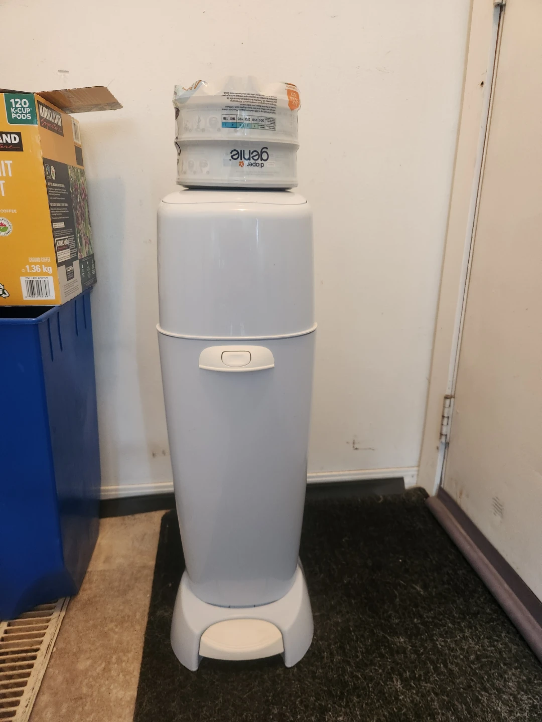 Diaper Genie Complete Diaper Pail