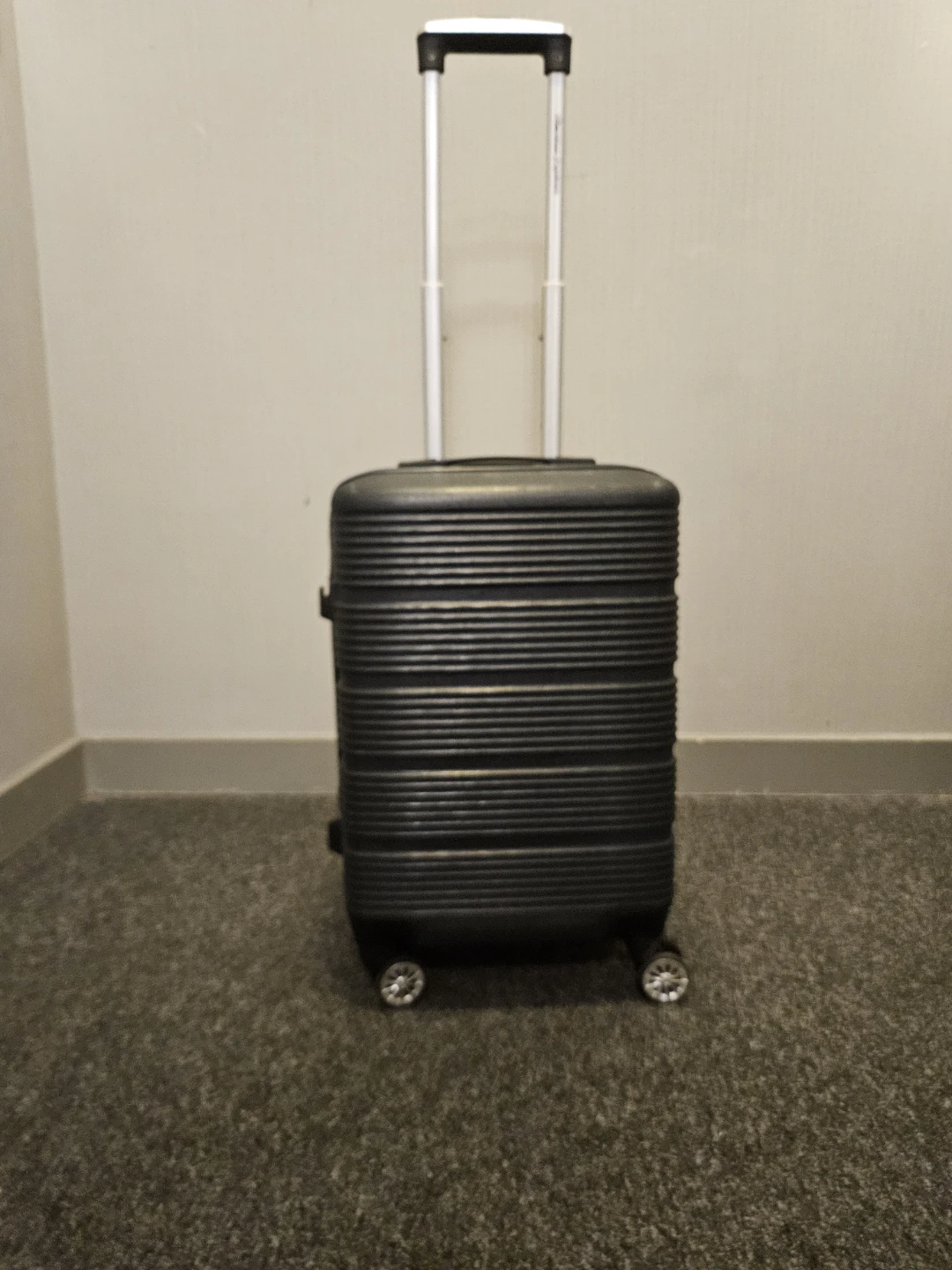 American  Explorer Carry On Luggage