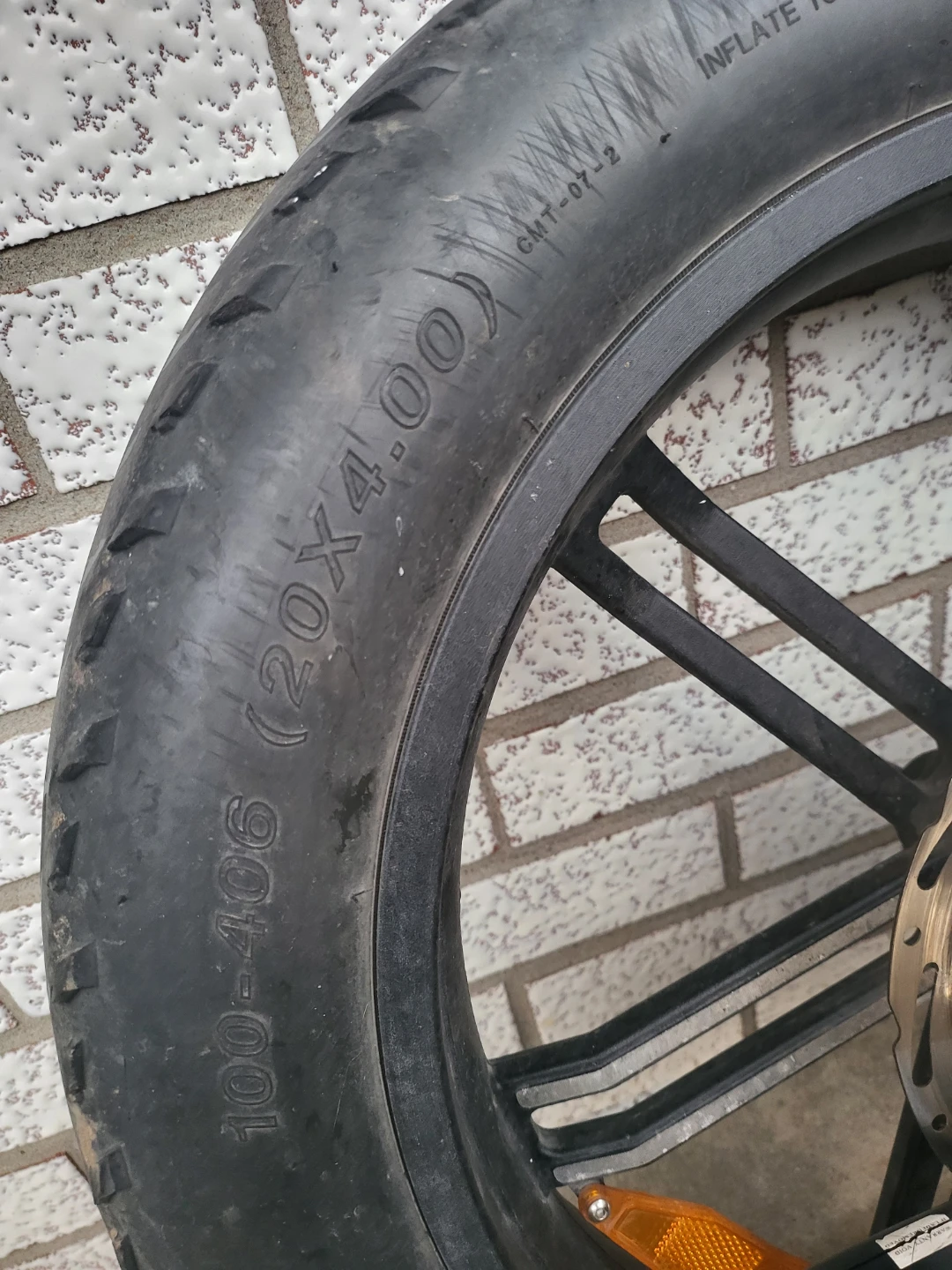 20-inch Fat Bike Wheel, Seat, and Battery Pack - photo 2