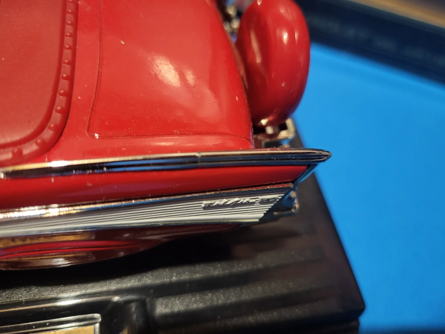 Model Cars: Chevrolet Bel Air & Vintage Roadster - photo 4