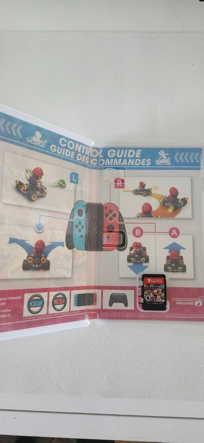 Mario Kart 8 Deluxe for Nintendo Switch - photo 2