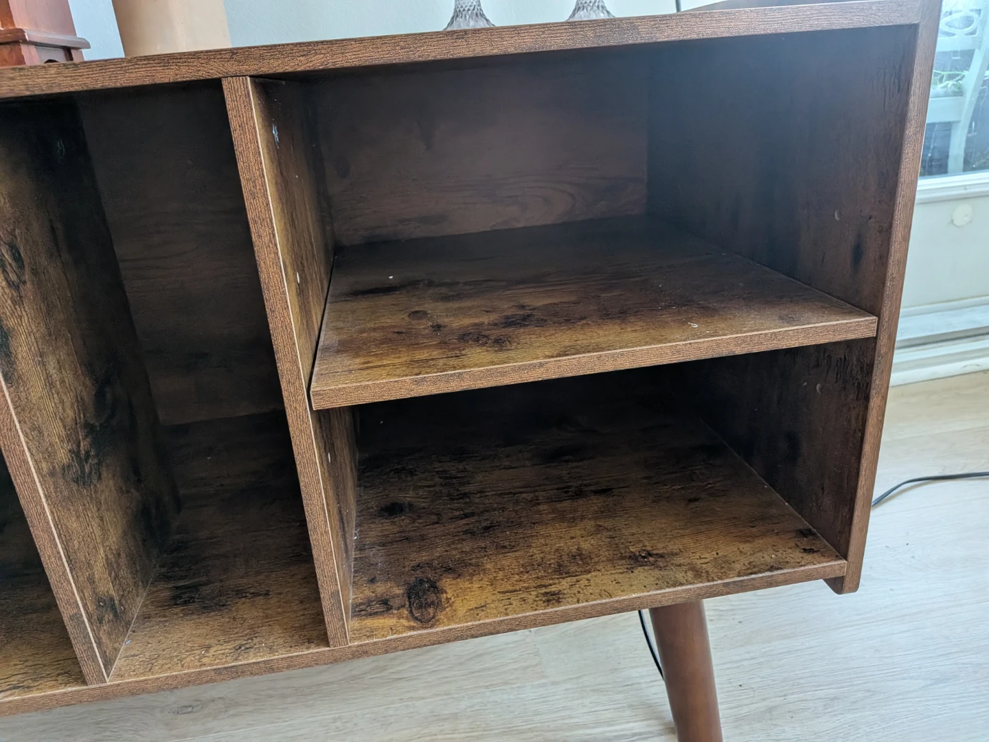 Rustic brown wooden record player stand - photo 3
