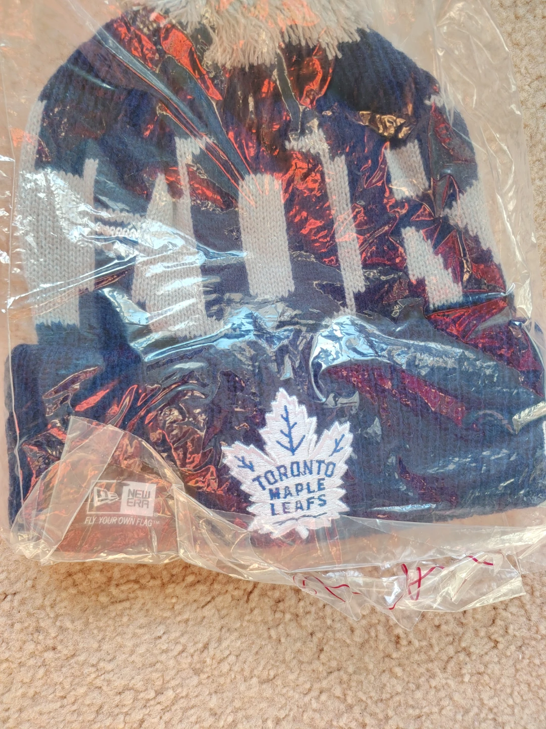New Era Toronto Maple Leafs Beanie - photo 2