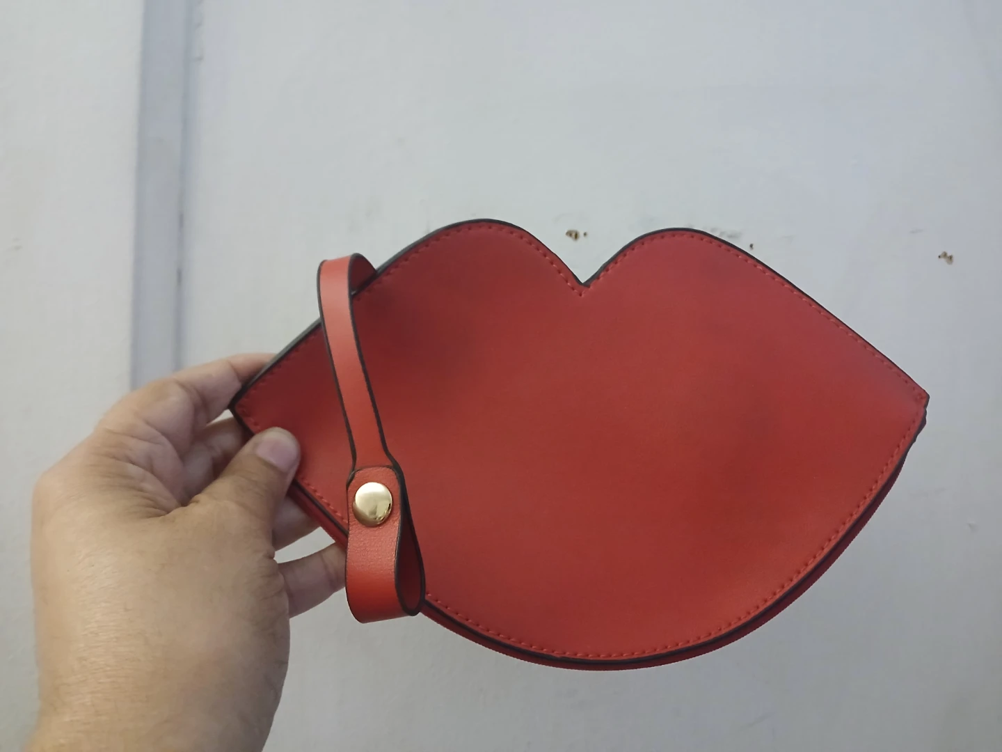 Lip Shaped Clutch Purse