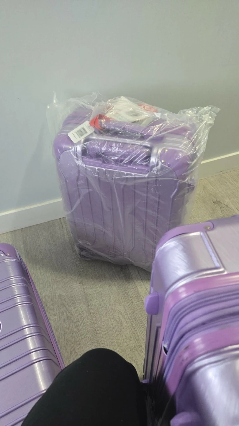 Purple Luggage Set 3 piece - photo 2