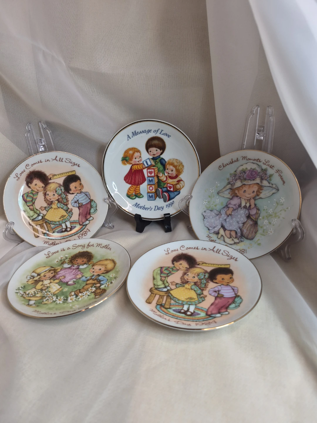Mix Misc Lot of 5 Little Porcelain 4" Round Avon ....