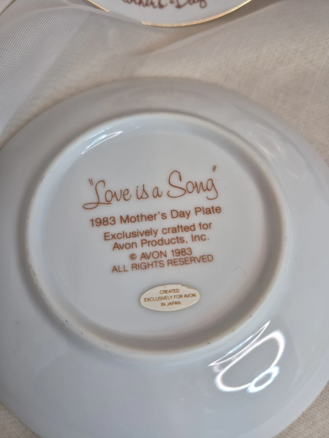 Mix Misc Lot of 5 Little Porcelain 4" Round Avon .... - photo 3