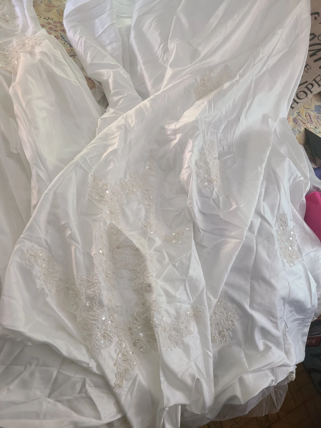Vintage White Wedding Dress with Lace and Beading - photo 2